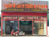 Showroom Hà Khu gạch ốp lát thiết bị vệ sinh cao cấp.