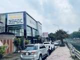 Showroom gạch ốp lát và thiết bị vệ sinh Prime Oanh Lộc