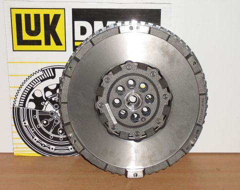 phụ tùng ô tô,gta,đại lý,nhà phân phối